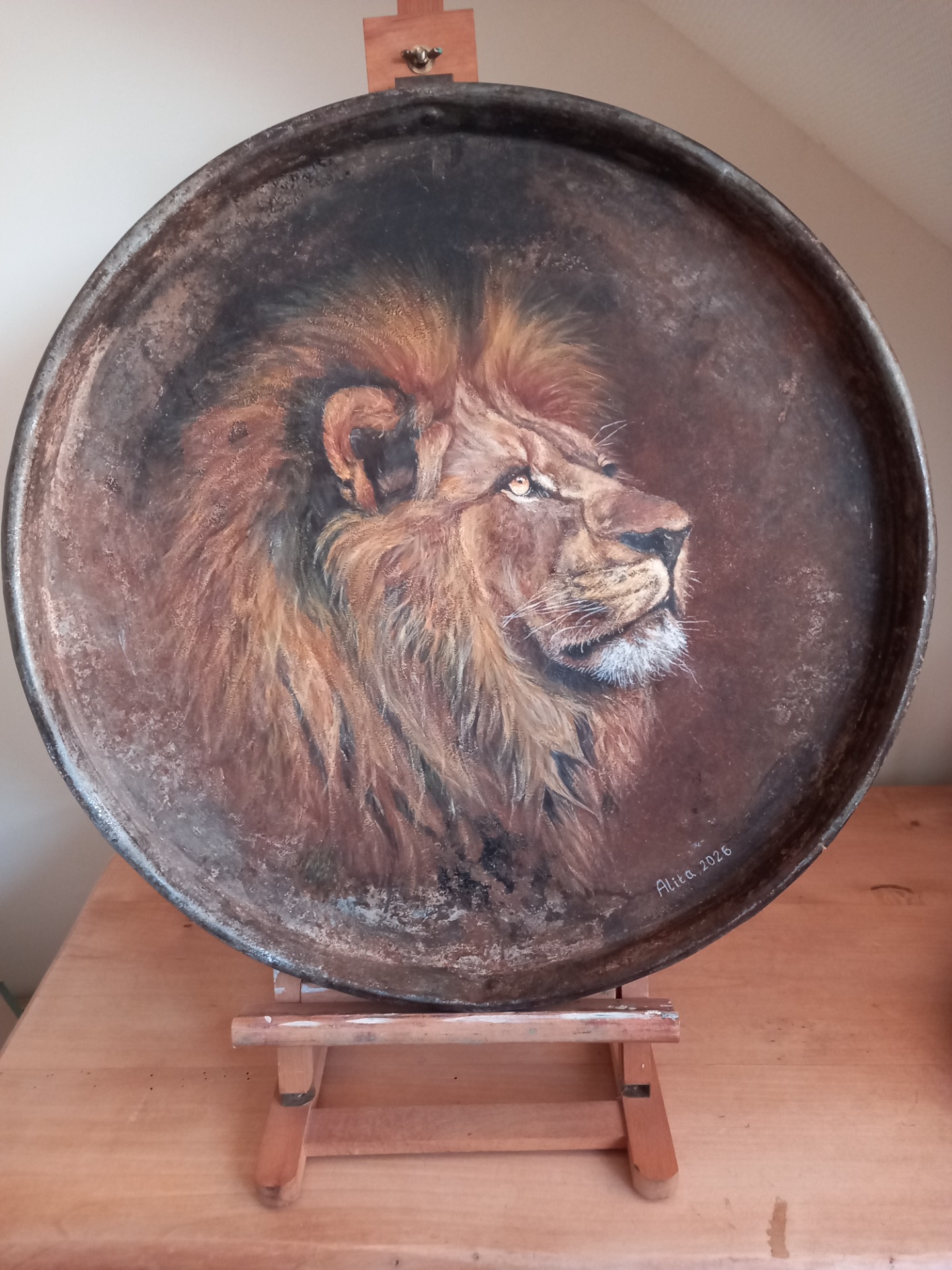 Leeuw op metaal 2026